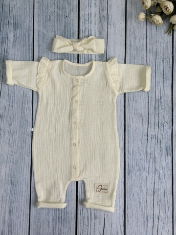 Купить оптом 336-СЛ. Комбинезон с повязкой для девочки из муслина, хлопок 100%, размеры 56,62,68, сливочный в Камышине