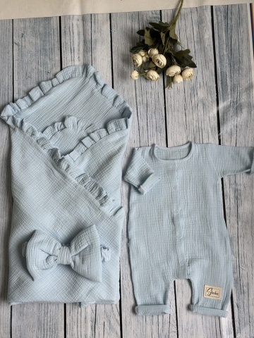 Купить оптом 335-Г. Комплект из детского комбинезона,  р 56 и конверта муслин, хлопок 100% 90/90 см, голубой в Камышине